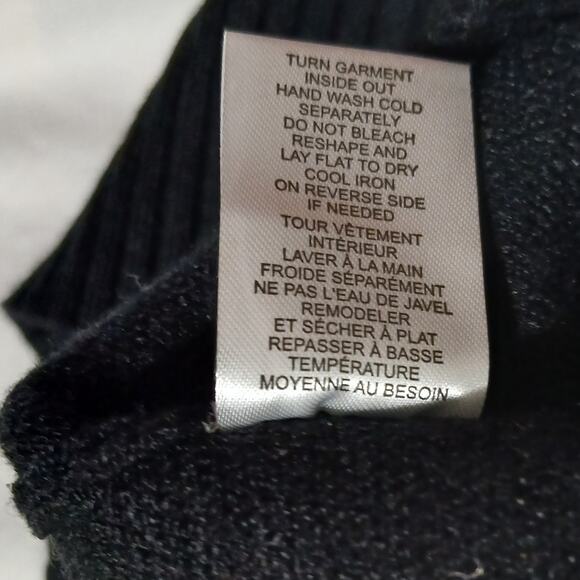 NWT Tahari Women's Medium Black Long-Sleeved Zip-Cowl-Neck Heavyweight Shirt - Picture 15 of 15